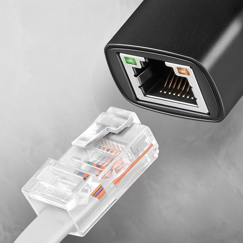 AXAGON ADE-ARC USB-C til Gigabit Ethernet adapter montert