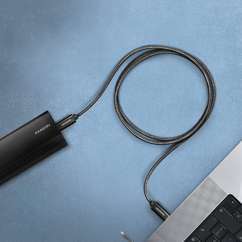 AXAGON BUCM4X-CM05AB USB-C kabel USB 4 Gen 3x2 240 W 8K 50 cm svart sideprofil