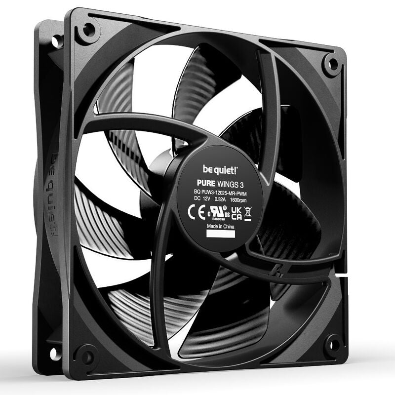 detaljbilde av be quiet! Pure Wings 3 PWM vifte 120 mm svart 3-pakning
