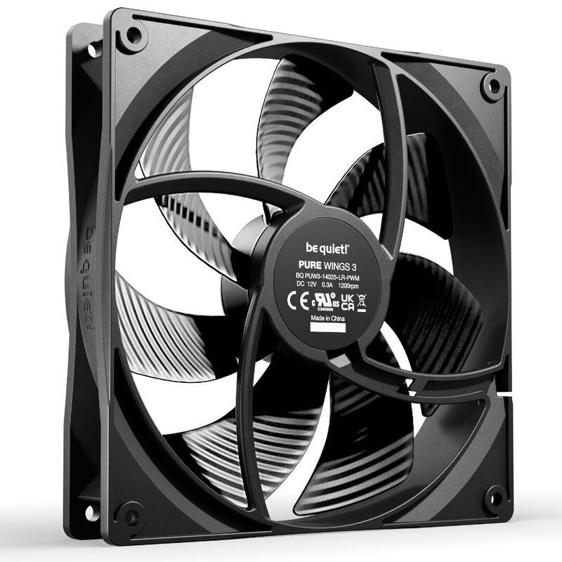 be quiet! Pure Wings 3 vifte 140 mm PWM 3-pack svart nærbilde av vifteblader