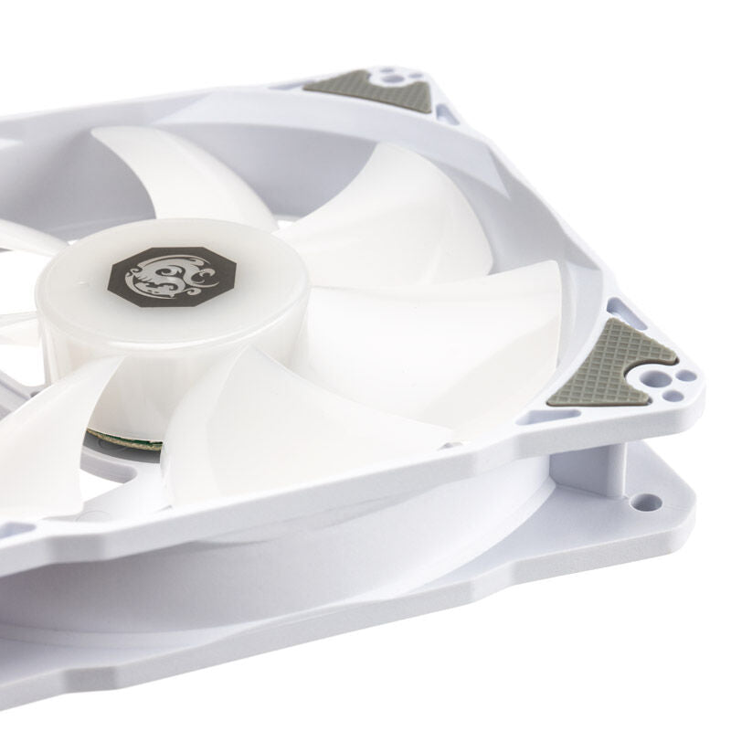 Bitspower Notos RGB PWM vifte 120 mm hvit nærbilde av RGB-lys