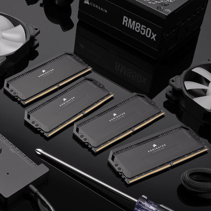 Corsair Dominator Platinum RGB DDR5-6400 CL32 RAM 64 GB i belysning