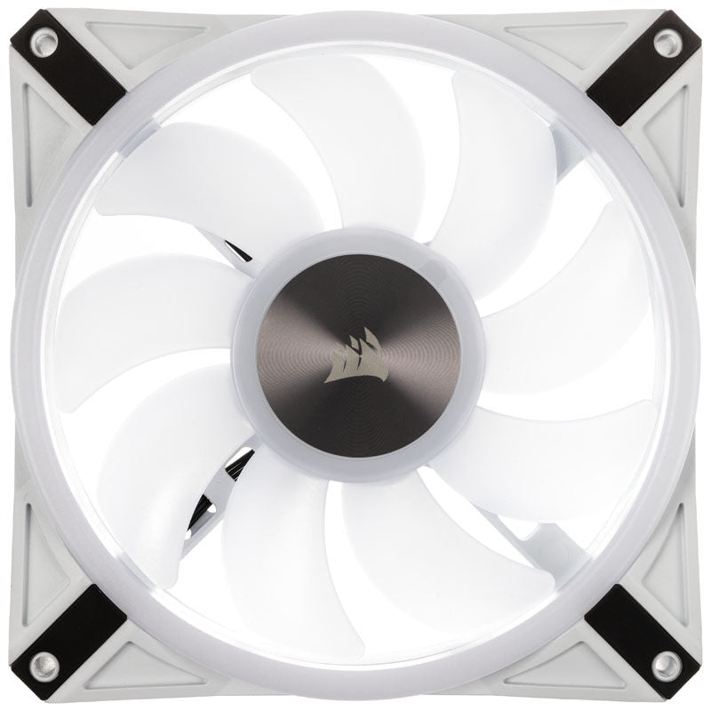Detalj av Corsair iCUE QL140 RGB PWM vifte 140 mm hvit med RGB LED