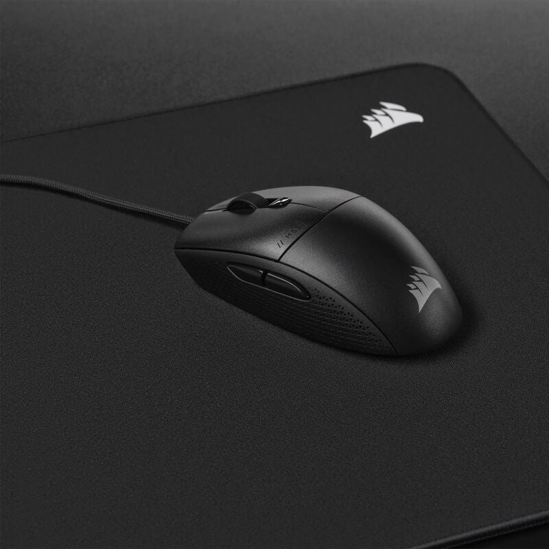 Sidevisning av Corsair M55 kablet gamingmus 16000 DPI svart