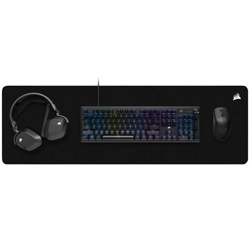 Nærbilde av syede kanter på Corsair MM500 v2 Extended musematte