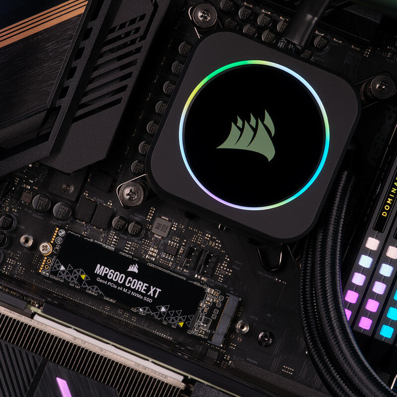 Corsair MP600 Core XT NVMe SSD 4 TB med synlig kontakt