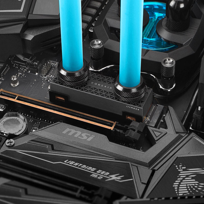 Corsair MP600 Pro Hydro X NVMe SSD 2 TB PCIe 4.0 M.2 detalj av koblinger