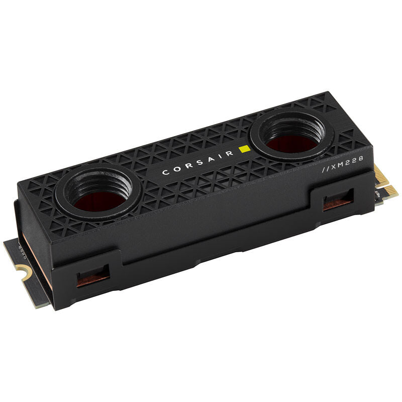 Detalj av Corsair MP600 Pro Hydro X NVMe SSD 2 TB PCIe 4.0 M.2