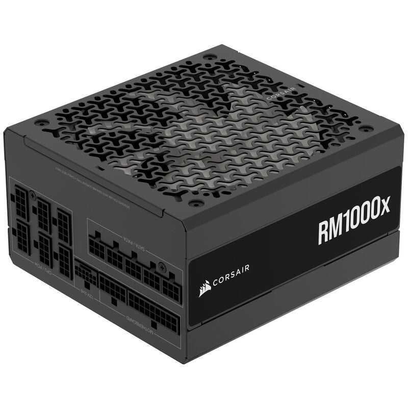 Corsair RM1000x montert i PC-kabinett