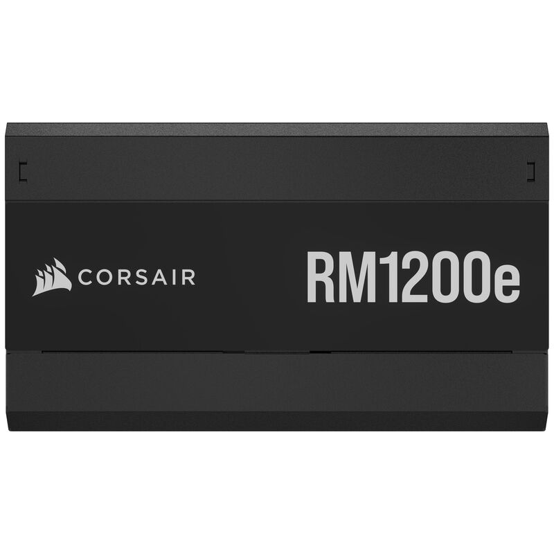 Corsair RM1200e strømforsyning 1200 W montert i PC