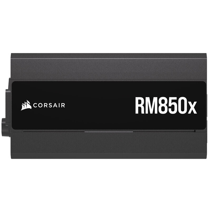 Corsair RM850x strømforsyning med etikett