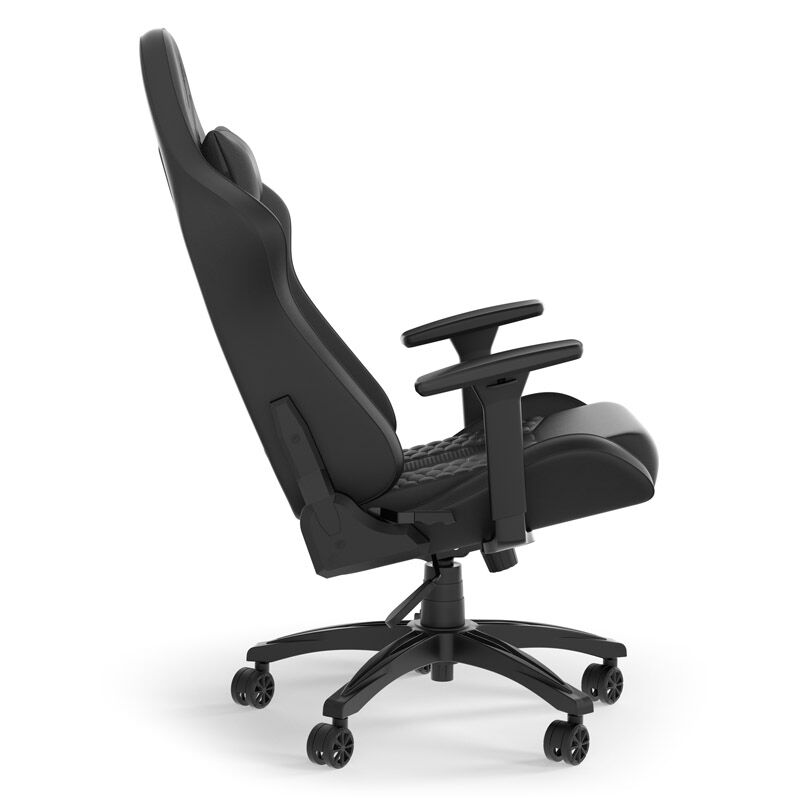 Montert Corsair TC100 Relaxed gamingstol kunstskinn svart i gamingrom