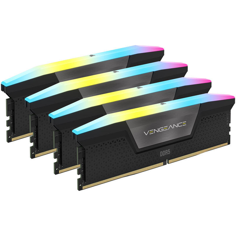 Oversikt over fire Corsair Vengeance RGB DDR5-6200 CL32 RAM 64 GB XMP svart moduler