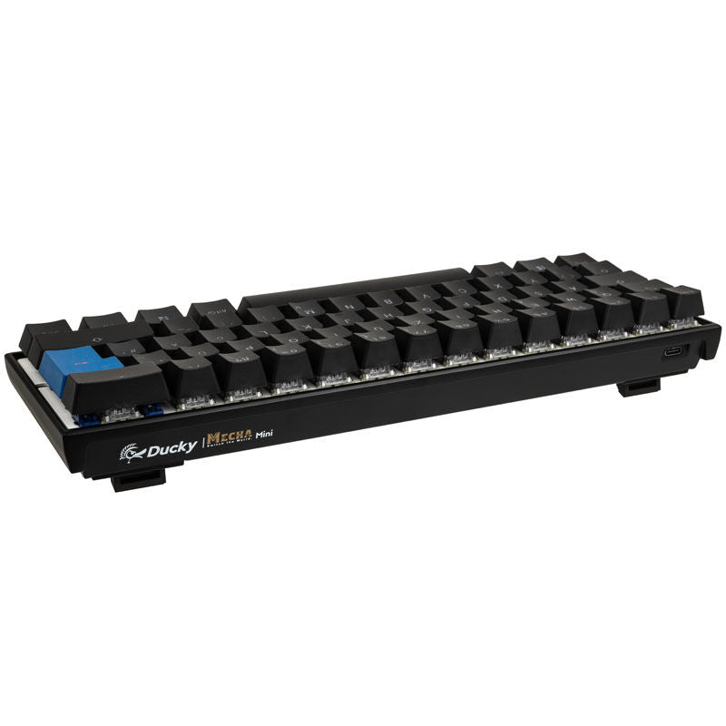 Nærbilde av Ducky Mecha Mini gamingtastatur MX-Black RGB 60 % svart taster