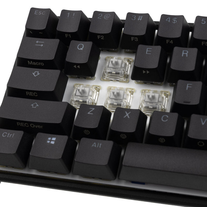 Nærbilde av tastaturhetter på Ducky Mecha Pro SF gamingtastatur 65% aluminium