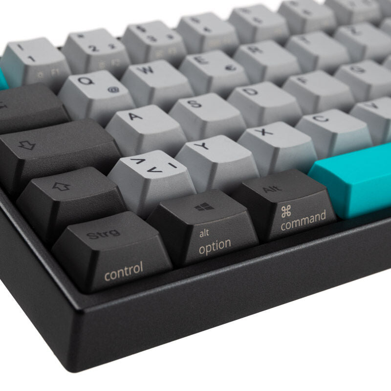 Detalj av PBT-tastaturkapsler på Ducky Miya Pro Moonlight