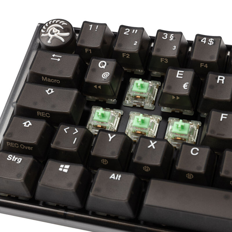 Ducky One 3 Aura Black Mini gamingtastatur RGB montert på skrivebord