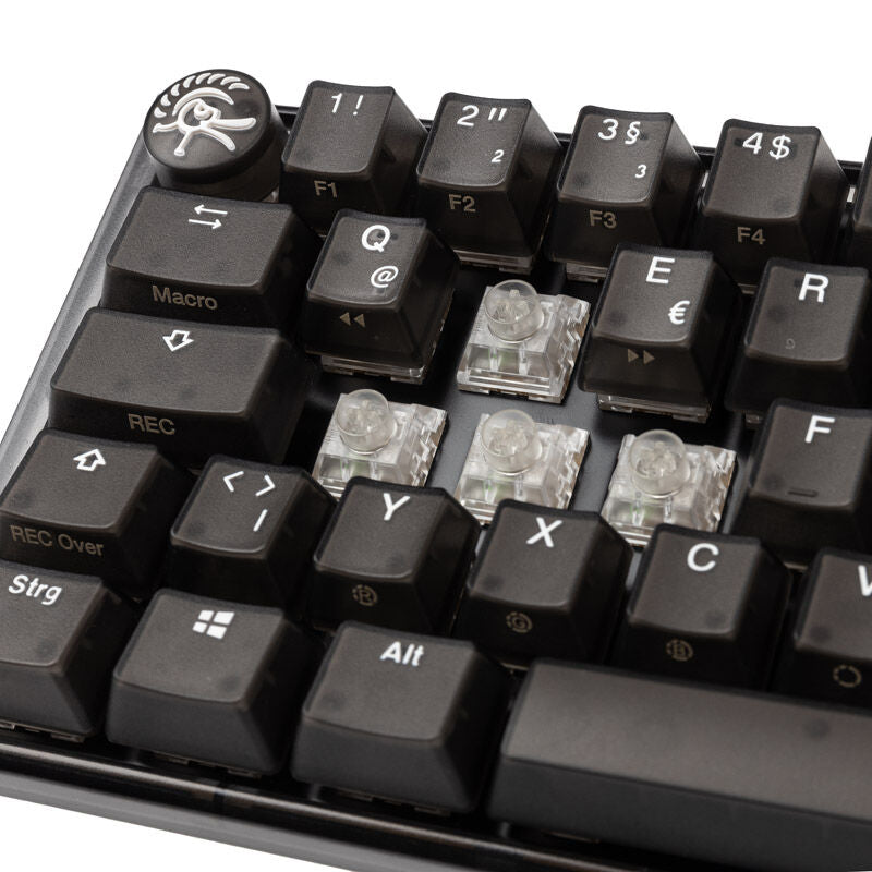 Ducky One 3 Aura Black SF gamingtastatur 65% nærbilde av USB-C-kabel