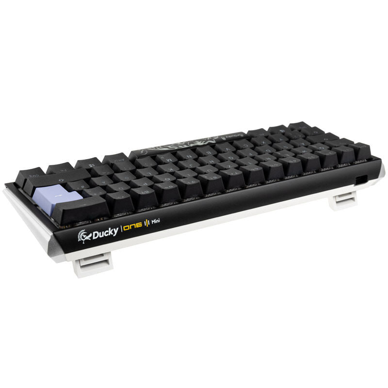 Ducky One 3 Classic Black/White Mini 60% gamingtastatur RGB MX-Blue detalj av taster