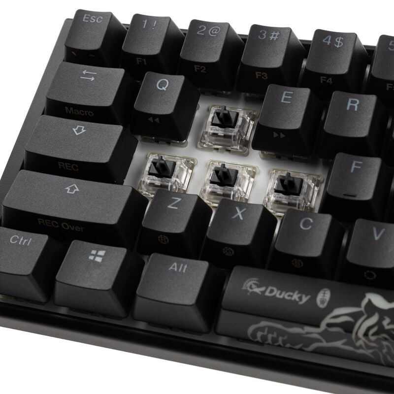 Ducky One 3 Classic Black/White Mini nærbilde av Cherry MX Black-switch