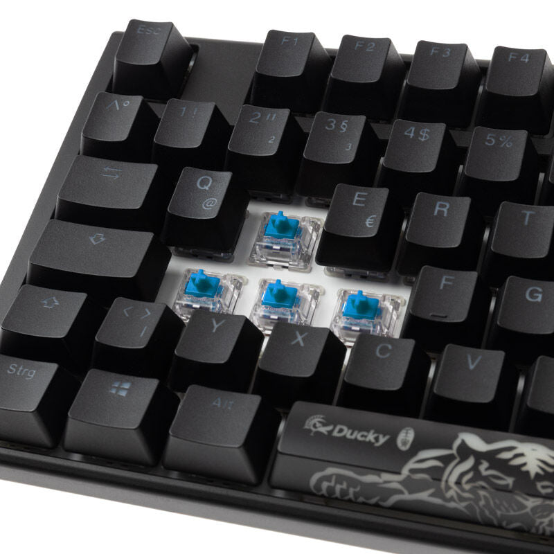 Detalj av RGB-belysning på Ducky One 3 Classic Black/White TKL gamingtastatur RGB MX-Blue
