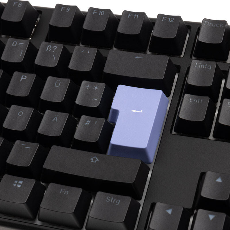 Ducky One 3 Classic Black/White TKL gamingtastatur RGB MX-Brown RGB-belysning i mørkt rom