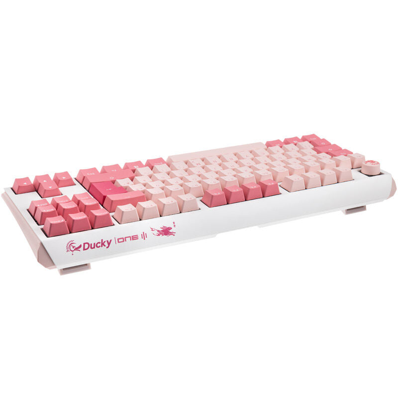 Detalj av tastene på Ducky One 3 Gossamer TKL Pink mekanisk gamingtastatur