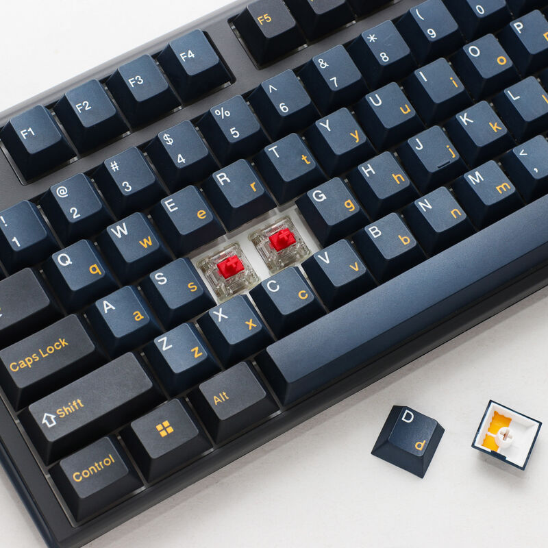 Ducky One 3 Pro Nazca Line layout visning