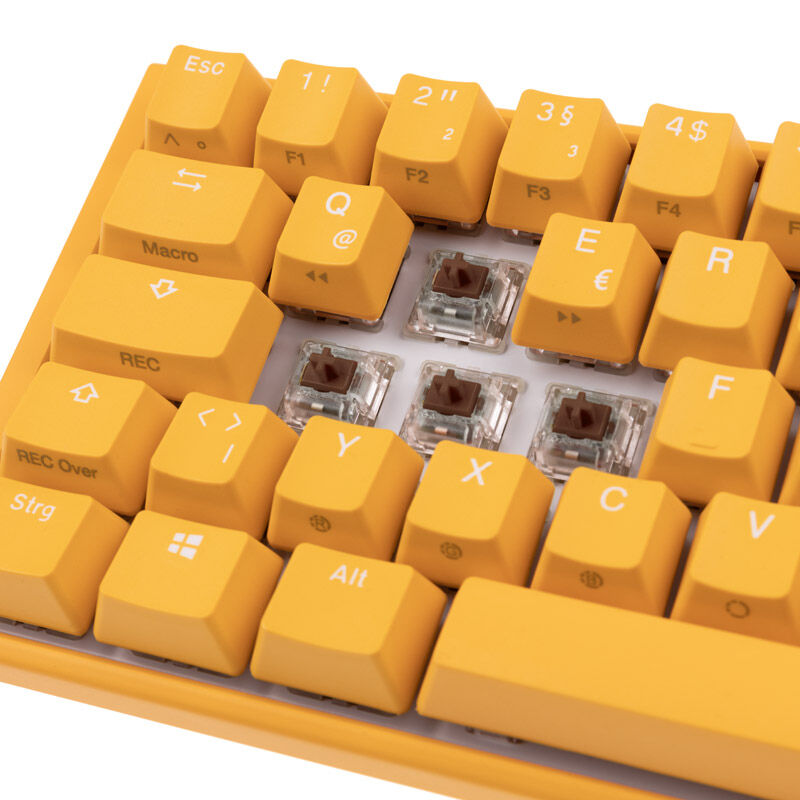 Ducky One 3 Yellow Mini gamingtastatur 60% RGB MX-Brown nærbilde av RGB-lys
