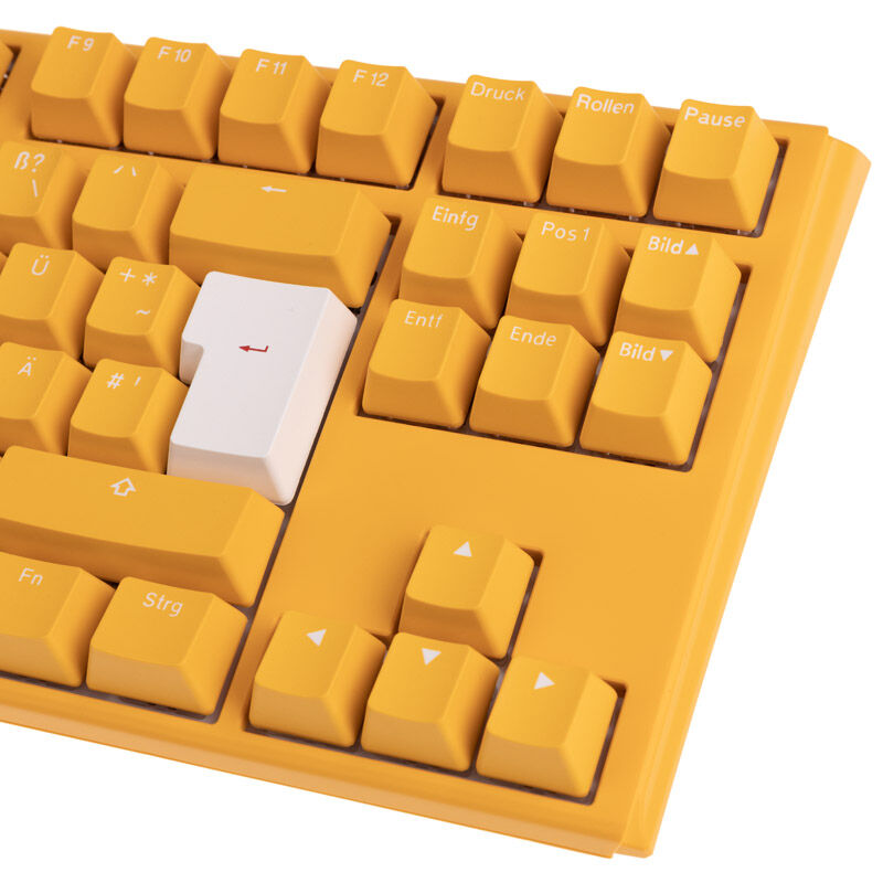 USB Type C tilkobling på Ducky One 3 Yellow TKL gamingtastatur