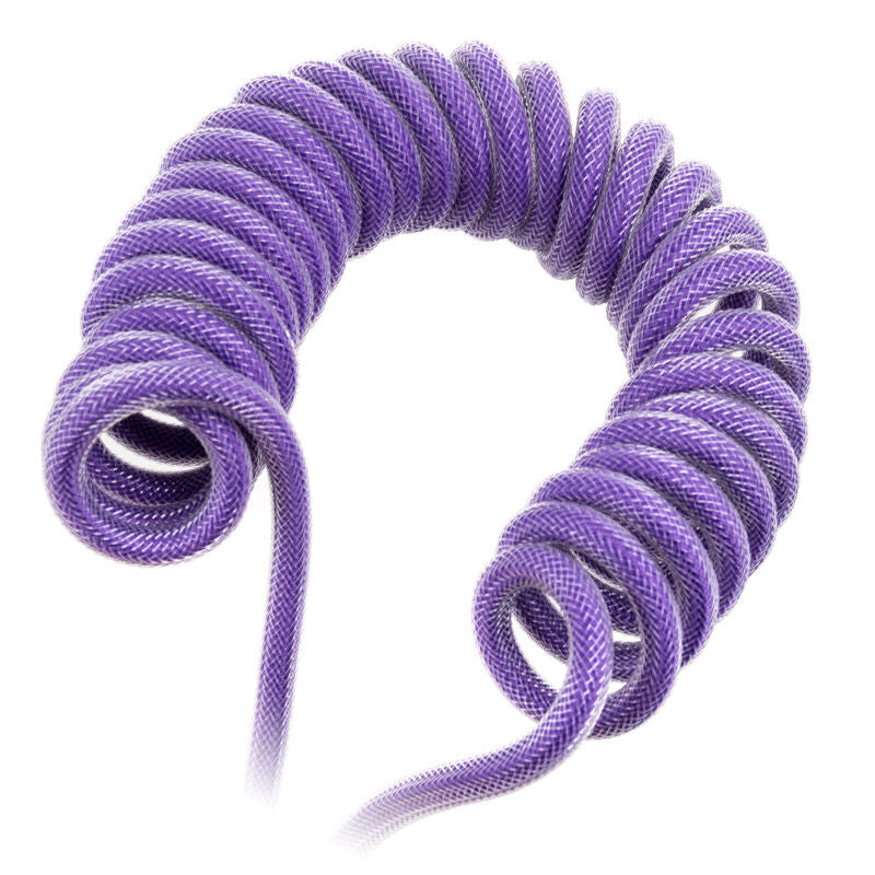 Nærbilde av USB-C kontakt på Ducky Premicord Joker spiralkabel