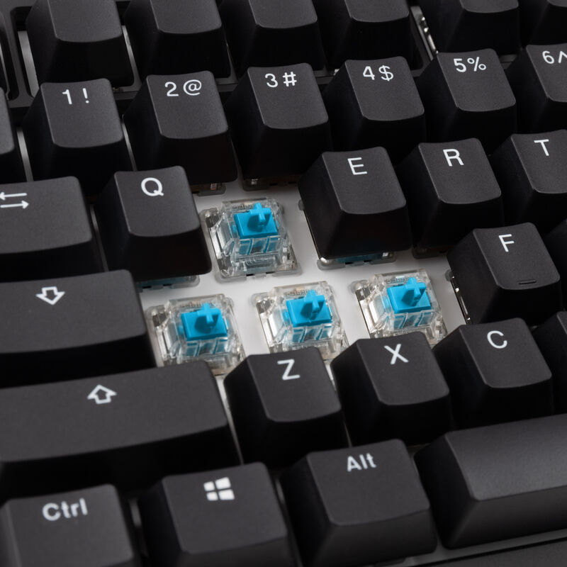Ducky Tinker 75 gamingtastatur RGB MX-Blue detalj av USB-C-kabel