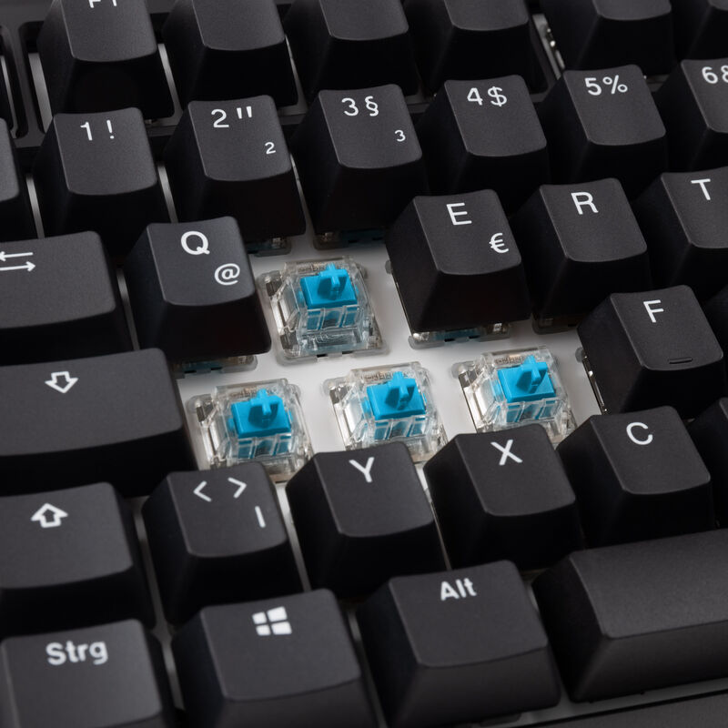 Montert Ducky Tinker 75 med USB-C-kabel