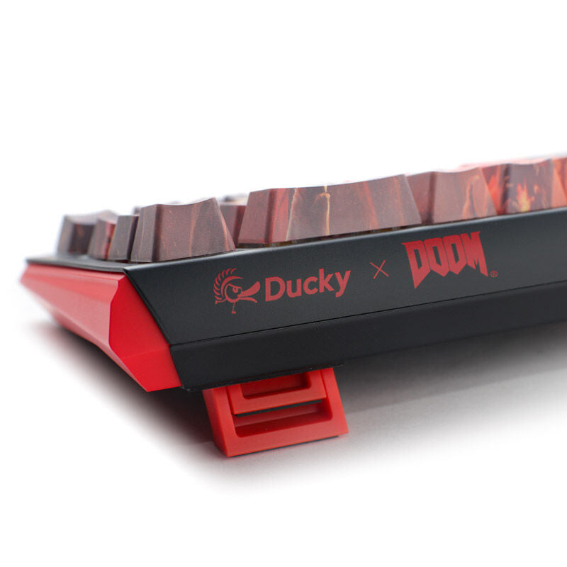 RGB-belysningseffekter på Ducky x Doom One 3 SF gamingtastatur 65% RGB MX-Speed Silver