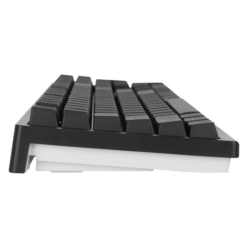 Nærbilde av Cherry MX2A Speed Silver switch på Ducky Zero 6108 Classic Black