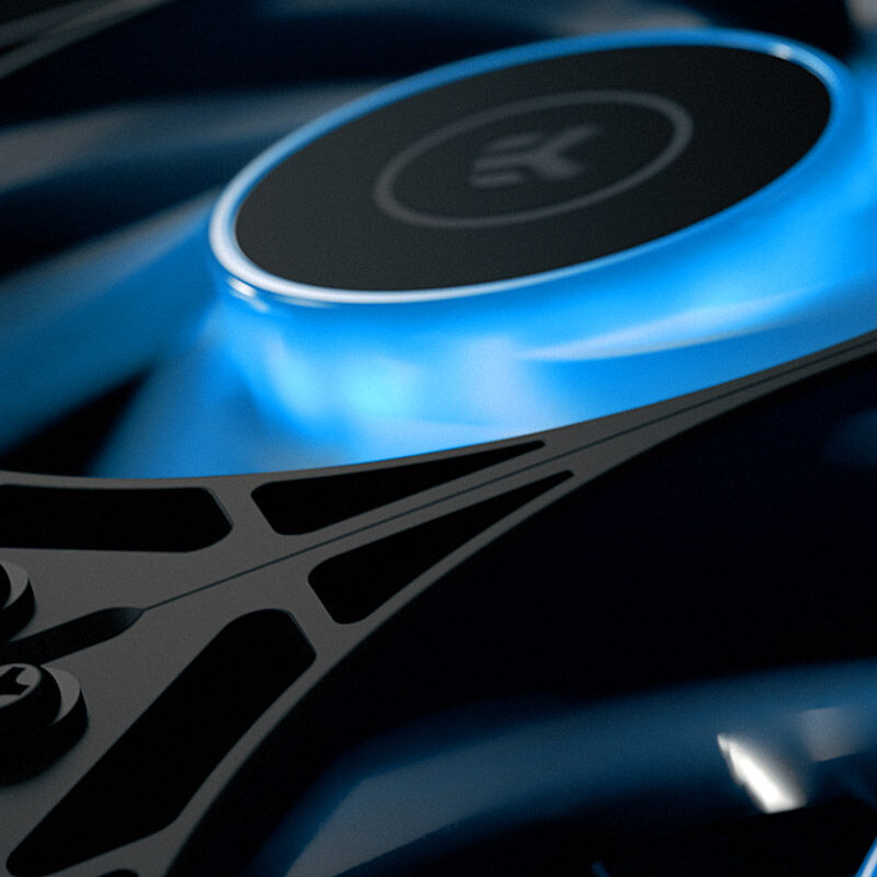 Detalj av pumpe med D-RGB-belysning på EK Water Blocks Nucleus AIO CR240 Lux D-RGB vannkjøling hvit