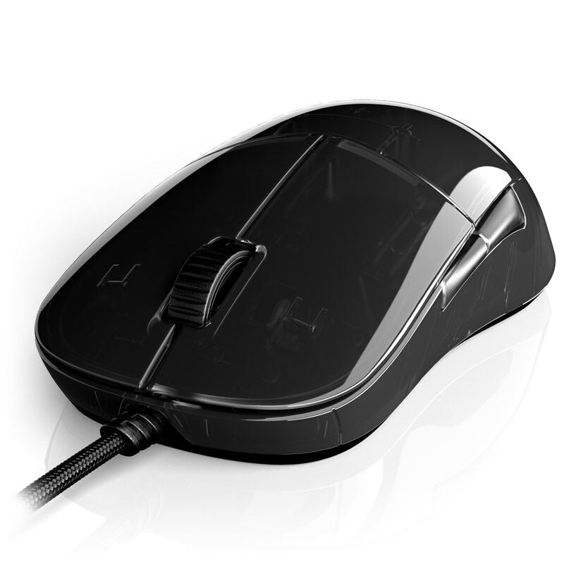 Endgame Gear XM1r gamingmus 19000 DPI Dark Reflex nærbilde av kabel