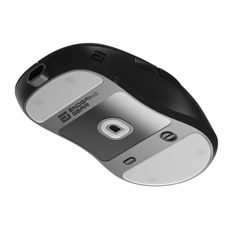 Nærbilde av Endgame Gear XM2 Serie museskates 100% PTFE hvit
