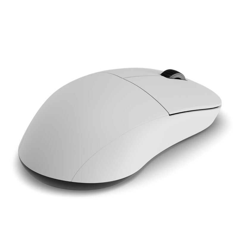 Endgame Gear XM2w 4k v2 trådløs gamingmus montert