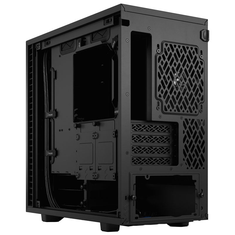 Fractal Design Define 7 Mini kabinett med åpnet side