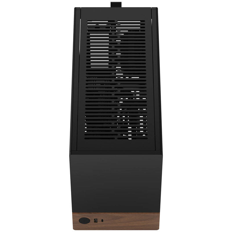Nærbilde av PCIe 4.0 riser-kabel i Fractal Design Terra kabinett