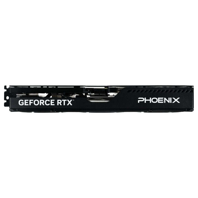 Montert Gainward GeForce RTX 5070 Ti Phoenix-S GS i PC-kabinett