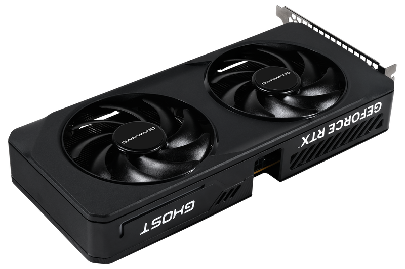 Gainward RTX 5050 Ghost grafikkort 8 GB montert i PC