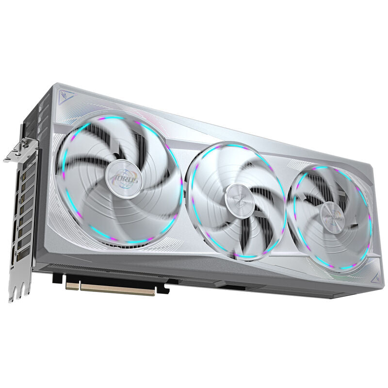 Nærbilde av grafikkortets tilkoblinger Gigabyte Aorus RTX 5090 Master Ice