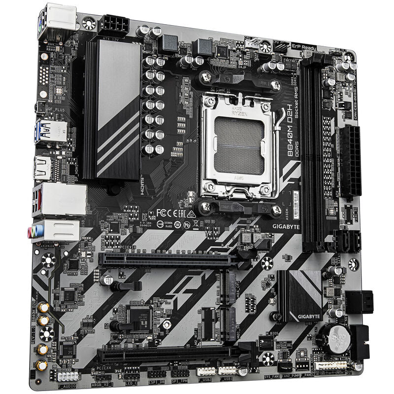 Gigabyte B840M D2H hovedkort bakside