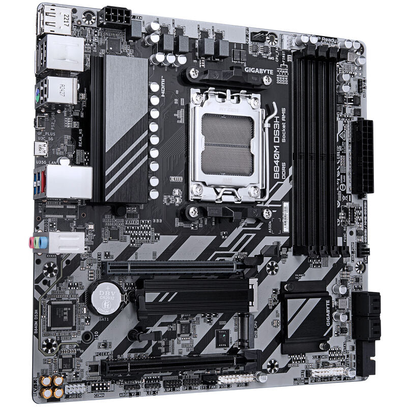 Gigabyte B840M DS3H hovedkort bakside