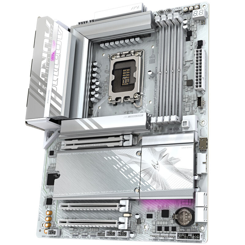 Nærbilde av tilkoblinger på Gigabyte B860 Aorus Elite WiFi7 ICE hovedkort