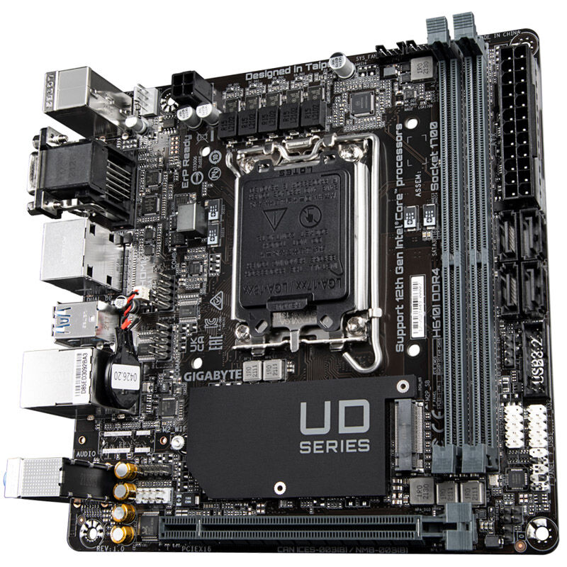 Nærbilde av tilkoblinger på Gigabyte H610I DDR4 hovedkort Mini-ITX