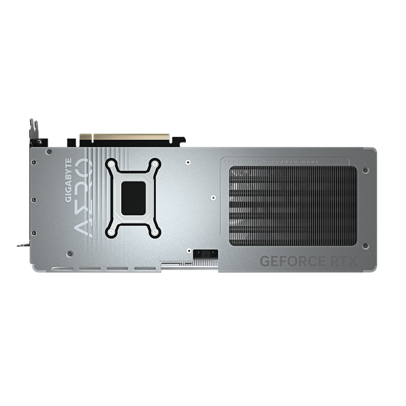 Gigabyte RTX 5070 Aero OC grafikkort hvit i PC-kabinett