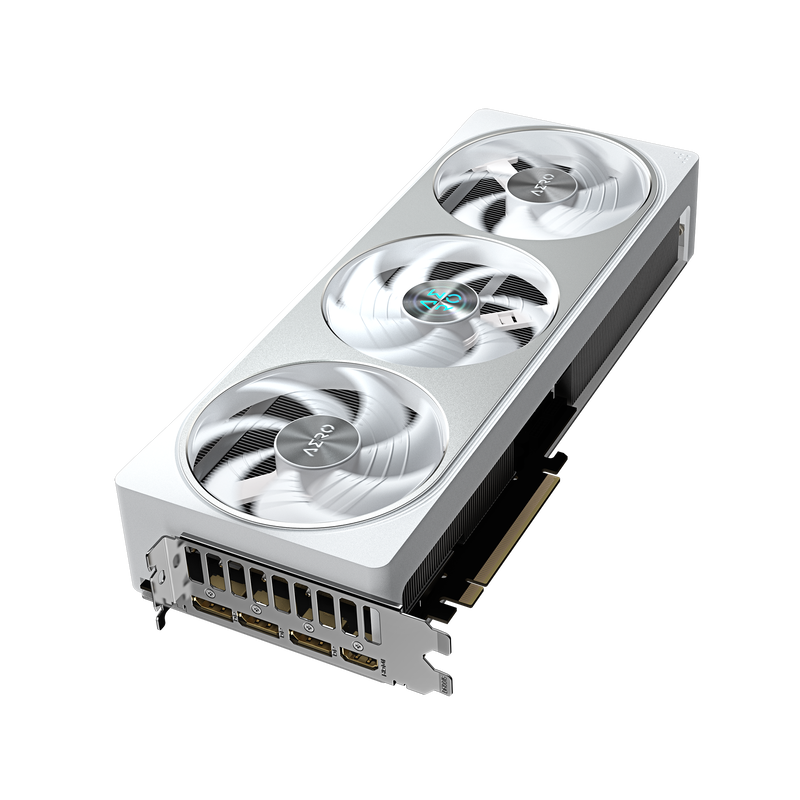 Gigabyte RTX 5070 Aero OC grafikkort hvit med strømtilkobling